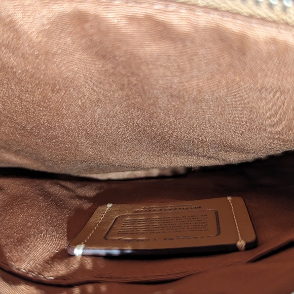 Coach Pink and Brown Crossbody Bag with Keith Herring design - Picture 4 of 11